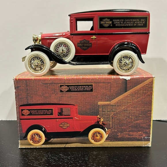 Harley-Davidson Other - Vintage Limited Edition Harley-Davidson Die Cast Metal Car Coin Bank
